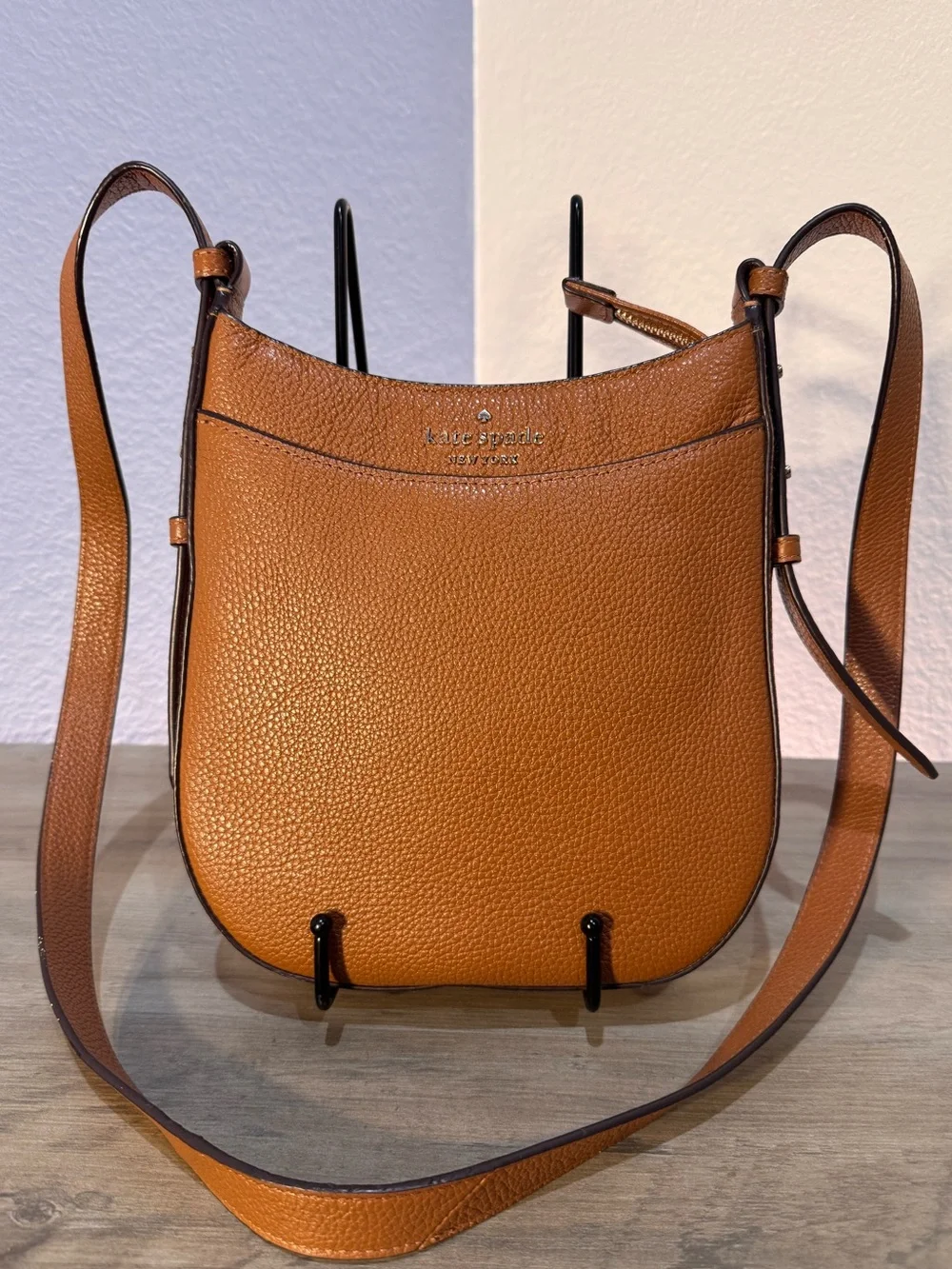 Kate Spade S338 Pebbled Leather Cognac Crossbody Bag Adjustable Strap